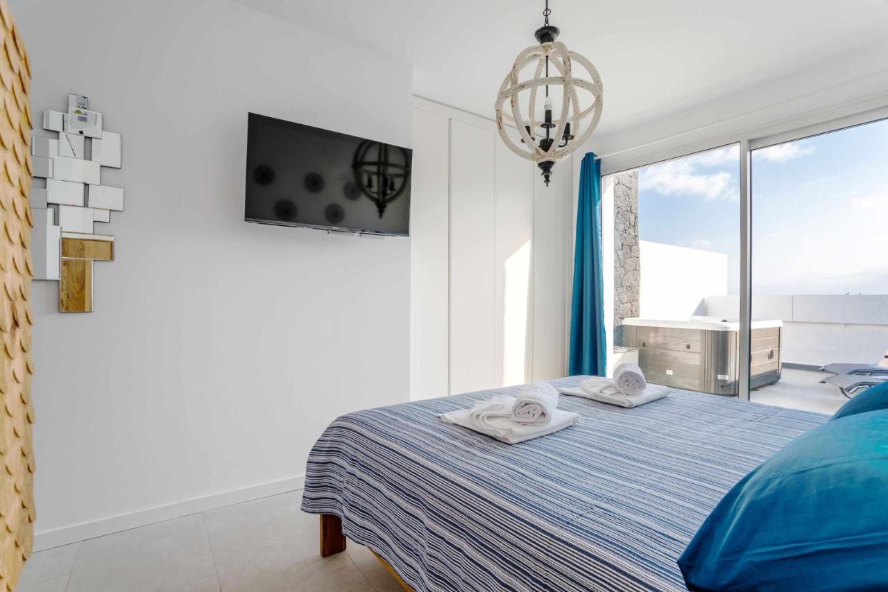 Monterey House Playa Blanca Villa Dış mekan fotoğraf